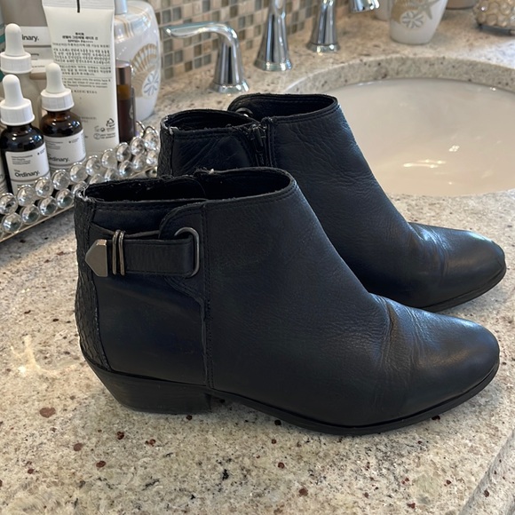 Aldo Leather Booties - Picture 1 of 5